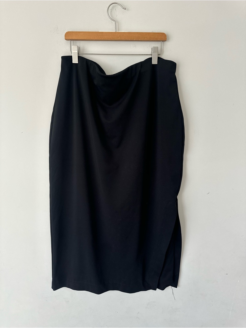 Express Black Pencil Skirt with Subtle Side Slit